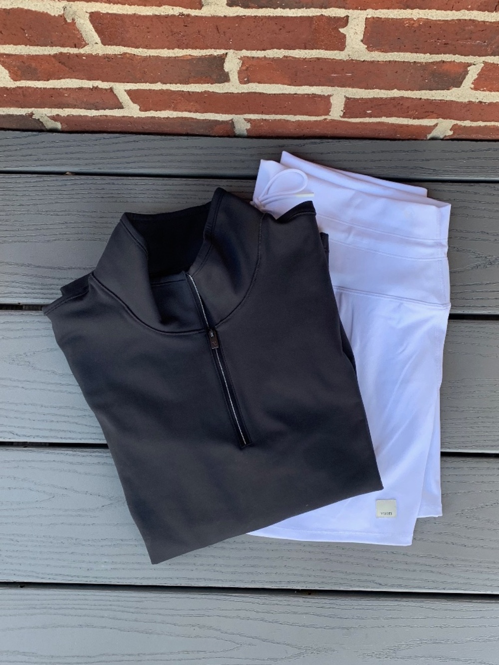 Vuori Chilled Out Half Zip Pullover and Daily Skirt Set
